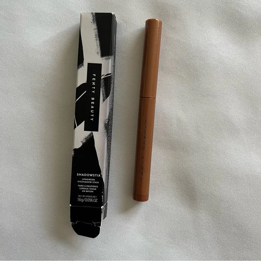 FENTY BEAUTY by Rihanna Shawdowstix Longwear Eyeshadow Stick Candy Rapper NWT
